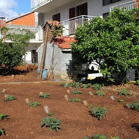 Apartmán With A Parking Space Jelsa, Hvar - 8765 *