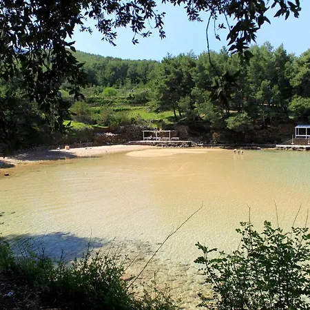 With A Parking Space Jelsa, Hvar - 8765 Apartmán Jelsa (Hvar)