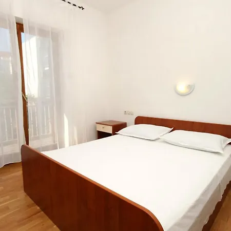 Apartment With A Parking Space Jelsa, Hvar - 8765