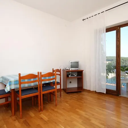 With A Parking Space Jelsa, Hvar - 8765 Apartment *