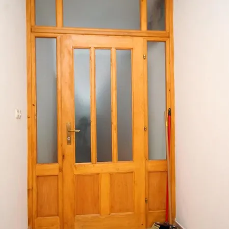 With A Parking Space Jelsa, Hvar - 8765 Apartmán Jelsa (Hvar)