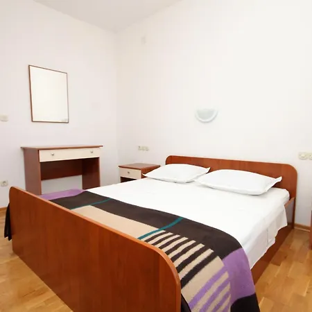 With A Parking Space Jelsa, Hvar - 8765 Apartment