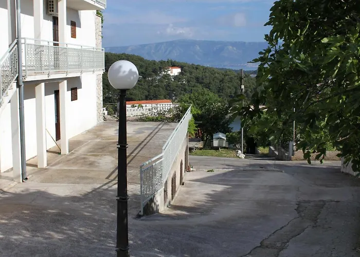 Lägenhet With A Parking Space Jelsa, Hvar - 8765 Jelsa (Hvar)